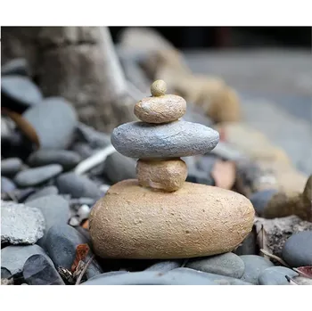 Schránka na klíče / atrapa kamene na sobě (KAM8)