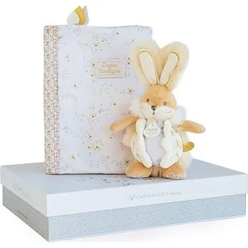 Hračka pro nejmenší Doudou Dárková sada - bílý plyšový králíček a pouzdro na plenky