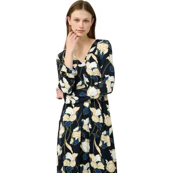 Dámská noční košile Dámská dlouhá viskózová noční košile s výstřihem do V a rozparky Vamp 23115 blue velikost L