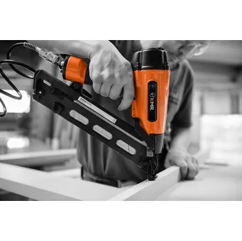 Hřebíkovačka KMR-BEA HŘEBÍKOVAČKA PRO HŘEBÍKY SE ZÁPUSTNOU HLAVIČKOU KMR 3484