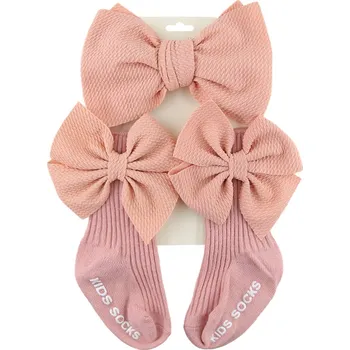 Dívčí kojenecká souprava růžová s čelenkou a ponožkami
