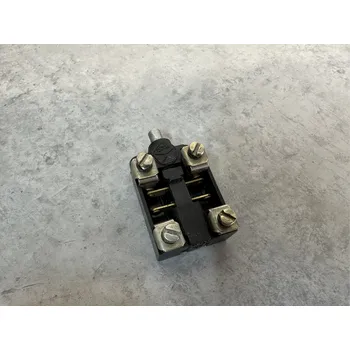 vypínač DANAPO Koncový spínač VPK 2010 AJ max. 440V 10A NO/NC