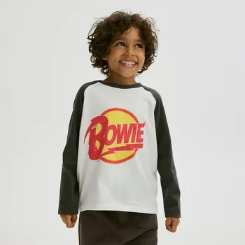 Chlapecké tričko Reserved - Dlouhý rukáv David Bowie - krémová - 588FJ-01X - 588FJ-01X-104