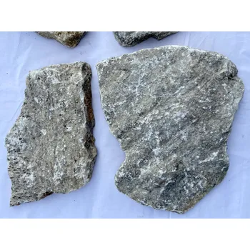 Obklad Skalní stěna, Travertin šedo-černý Formát: rohový díl