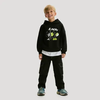 Chlapecká mikina Reserved - Krátká mikina s nápisem - černý - 938FJ-99X - 938FJ-99X-152