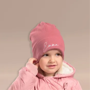 Kojenecká čepice Zimní čepička s výšivkou JMÉNA, pro dítě Barva čepičky: Růžová, Velikost dětské čepičky: 35 - 40 cm - od 0 měsíců do 5 měsíců