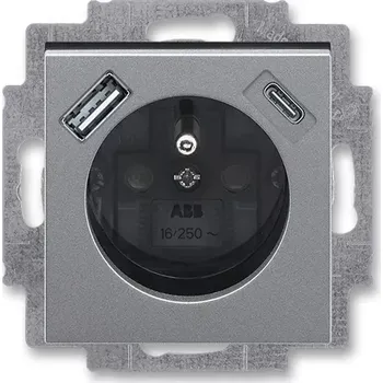 Elektrická zásuvka ABB LEVIT 5569H-A32357 69 OCELOVÁ/KOUŘOVÁ ČERNÁ Zásuvka jednonásobná s ochranným kolíkem a clonkami s integrovaným USB a USB-C nabíjením