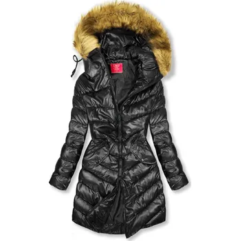 Černá zimní bunda v prošívaném vzhledu