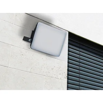 NEDES Venkovní černý LED reflektor 20W / 4000K - LF7022