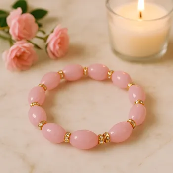 Náramek Náramek světle růžový se zlatými ozdobami