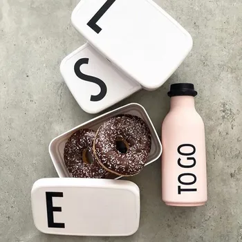 Svačinový box Dětský personalizovaný svačinový box DESIGN LETTERS - R