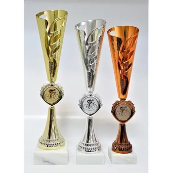 Cyklista poháry 379-71 Zde napište text na štítky a součet zadejte do košíku. Více informací viz.POPIS v dolní části.