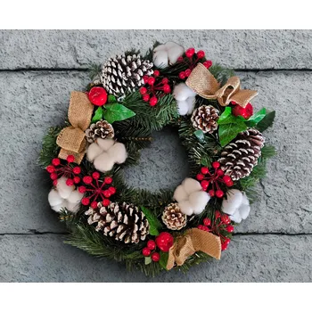 Věnec Vánoční věnec na dveře s přírodními šiškami, bavlnou a jutovou mašlí, 40 cm