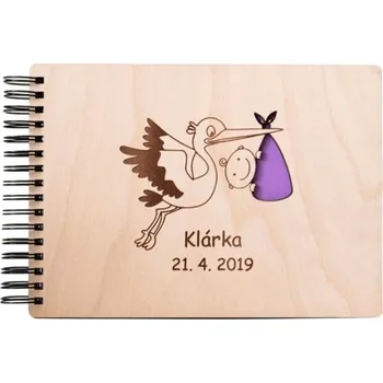 Fotoalbum Dřevěné fotoalbum - Čáp Vyber typ vazby: Dva doplňovací kroužky (sříbrné), Barva nosítka: Růžová, Barva vnitřních papírů: Grafitová