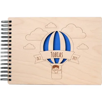 Fotoalbum Dřevěné fotoalbum - Balón Vyber typ vazby: Dva doplňovací kroužky (sříbrné), Barva balónu: Červená, Barva vnitřních papírů: Bílá