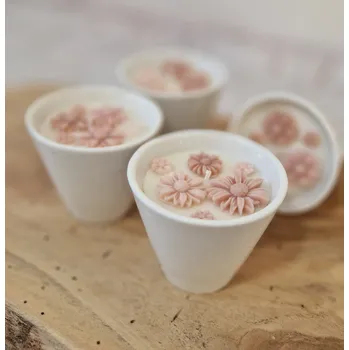 Svíčka AMI LUMEA Sójová svíčka AMI LUMEA, Drobné kvítky