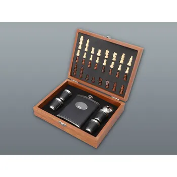 Placatka Souprava BLACK placatka 240 ml + 4ks štamprliček 30 ml + ŠACHY