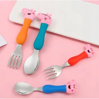 Příbor Sada příborů prasátko Pepa 4 KUSŮ vidlička, lžíce pro děti ANIMOVANÁ POHÁDKA