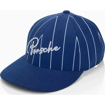 Čepice PORSCHE Cap – 911 Targa 60Y čepice kšiltovka modrá (Stylová volnočasová čepice od Porsche s ikonickým proužkovaným vzorem a kovovou přezkou na zadní straně.)