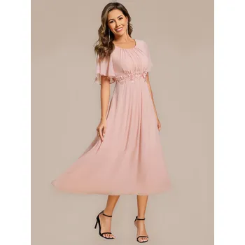 Dámské šaty midi šaty s krátkým rukávem, volánky a květinovými aplikacemi Barva: Růžová, Velikost: 2XL