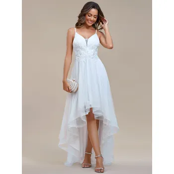 Dámské šaty Plesové šaty se síťovanou asymetrickou sukní a nášivkami Barva: Bílá, Velikost: XS