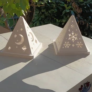 Vánoční svícen Svítící pyramida – měsíc / vločky měsíc