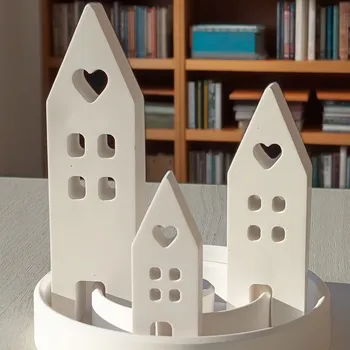 Vánoční světelná dekorace Tereza Smutná Svícen Tři domečky z efkostone