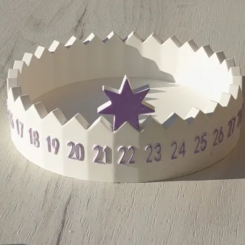 Vánoční dekorace Adventní kalendář z efkostone – samostatně nebo s domečkem fialová