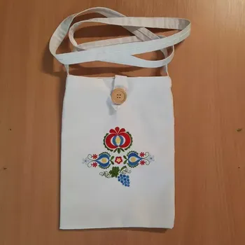 Textilní kabelka s výšivkou moravský vzor 22-06 Bílá