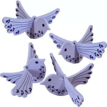 Party dekorace Dřevěný ptáček s potiskem 01 světle fialová