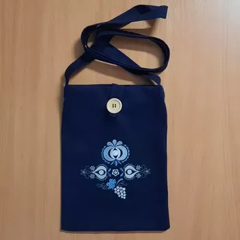 Textilní kabelka s výšivkou moravský vzor 22-06 tmavě modrá