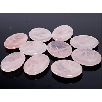 Drahý kámen Magieprirody.cz Masážní kámen Růženín hmatka 45x35 mm #ZM44