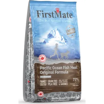 Krmivo pro psa FirstMate Pacific Ocean Fish Original 2 x 11,4 kg + Sušené maso 70 g