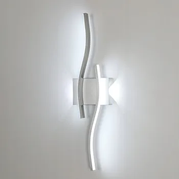 Nástěnné svítidlo Nástěnné svítidlo Riserva stříbrné s integrovaným LED zdrojem 20 W