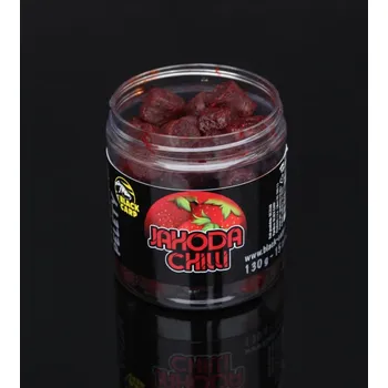 Black Carp Dipované pelety 15 mm Příchuť: Jahoda-Chilli