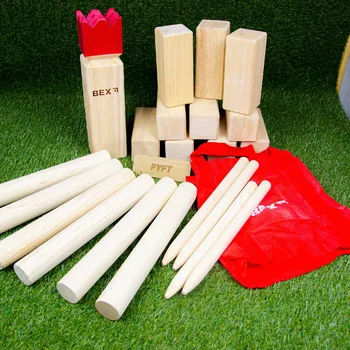 Zábavná dřevěná týmová hra Kubb Original (Bex Sport) - Červený král