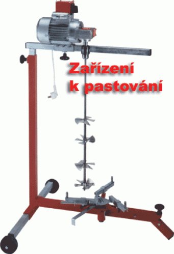 Zařízení na pastování medu s vrtulí