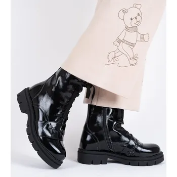 Dámská zimní obuv Guero Dámské černé kotníčkové boty v lakované kůži Velikost: 40