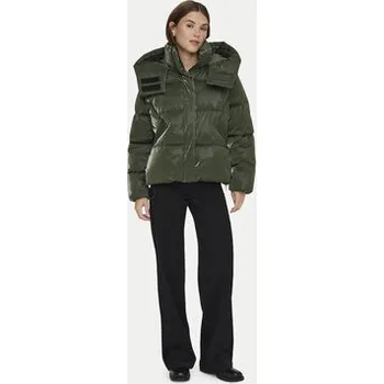 ONLY Zimní bunda Bergen 15351969 Zelená Oversize XL