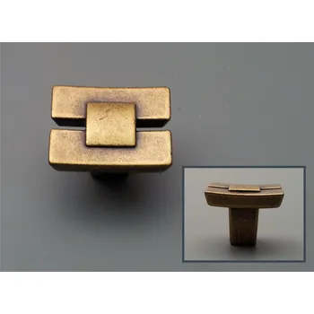 Nábytkové kování Nábytková úchytka 24037Z02400.09