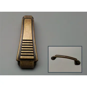 Nábytkové kování 15084Z0680B.09 rustikální úchytka