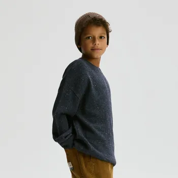 Chlapecká mikina Reserved - Svetr s nášivkou - ocelově modrá - 828BE-95X - 828BE-95X-116