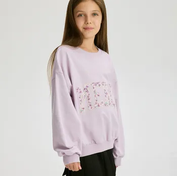 Dětská móda Reserved - Bavlněná mikina s&nbsp;aplikací - levandulová - 266FA-04X - 266FA-04X-U15