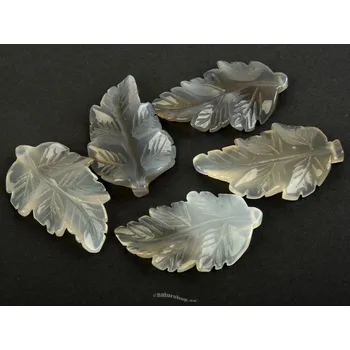 Přírodní kámen Achát list řezba