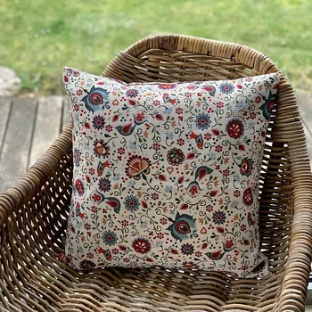 Dekorativní polštářek BYTEMA Gobelínový povlak na polštář JURKOVIČ PTÁČEK 45 x 45 cm