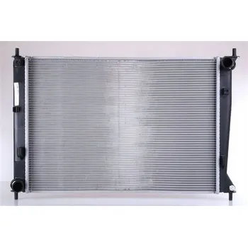 Chladič motoru Nissens 666203 Chladič motoru, chlazení motoru