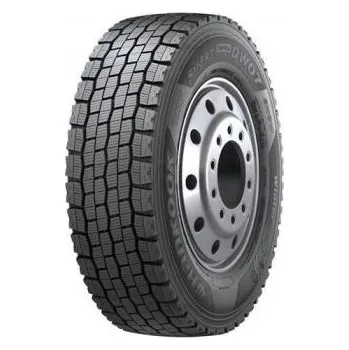 Hankook DW07 315/70 R22.5 154 L záběr na sněhu (3PMSF)