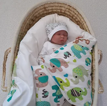 Zavinovačka Pro útulný domov Péřová zavinovačka Sloni barevní TYP zavinovačky: ČTVERCOVÁ, ROZMĚR zavinovačky: 70 x 70 cm