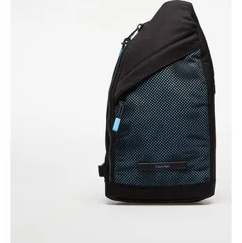Sportovní taška Taška Calvin Klein Mesh Sling Bag Black Universal