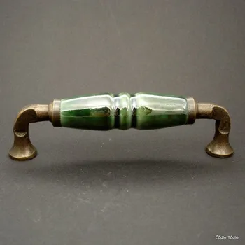 Nábytkové madlo keramické lahvově zelené - 10 cm